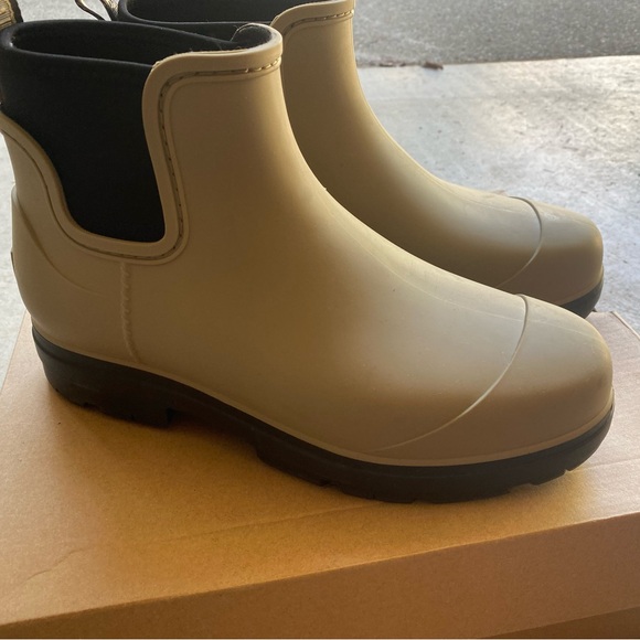 New with box - Picture 5 of 5